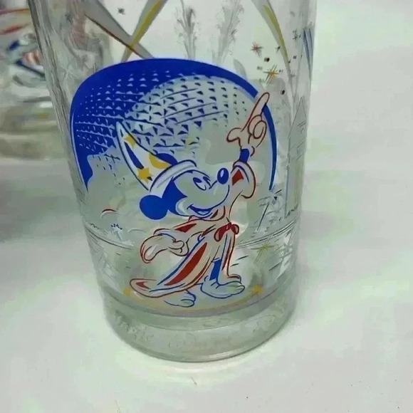 Set of 4 Disney 25 year glasses, drinking beauty and the beast - Picture 6 of 6